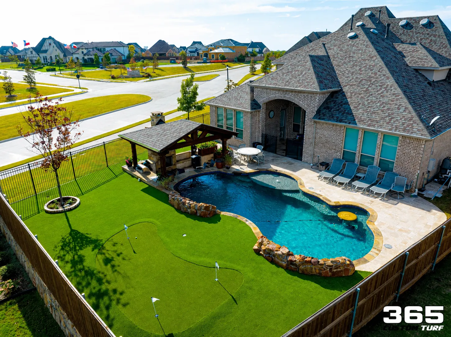 Residential turf yard with outdoor living space